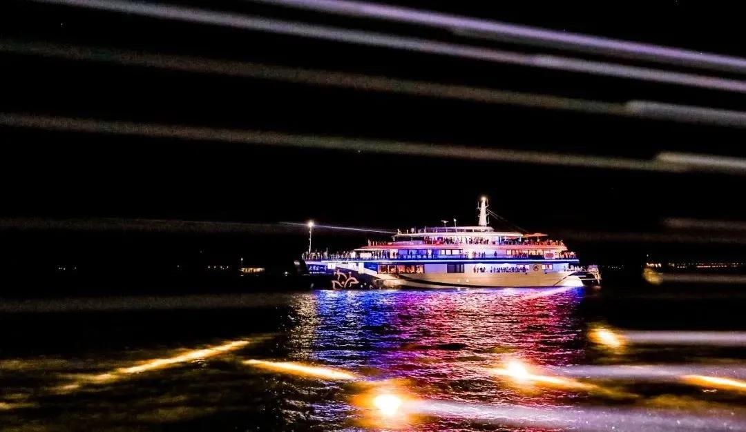 GVS用光打造“海上的移動(dòng)豪華城堡”，